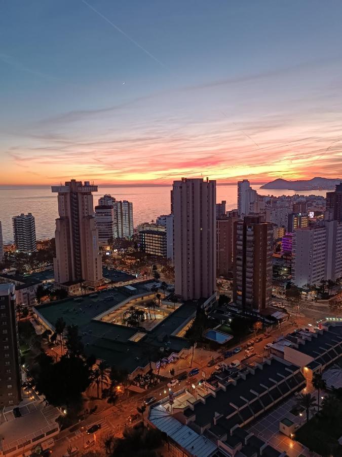 Gemelos 2 Benidorm Buitenkant foto